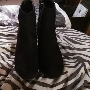 GREAT DEAL!!! Size 9 Black Suede Ankle Boots